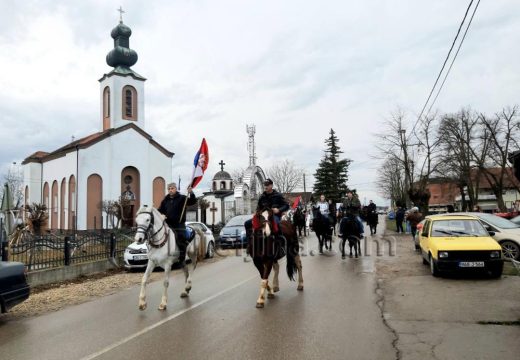 Semberija : Radost Božića i ljepota božićnih običaja (Foto)