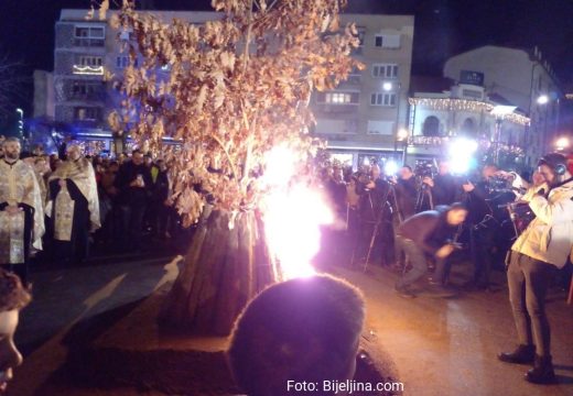 Badnje veče u Bijeljini:  Božić je praznik mira i porodične ljubavi