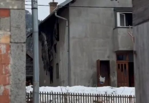 VELIKA TUGA: Dan žalosti na Palama povodom tragične smrti majke i kćerke (8)