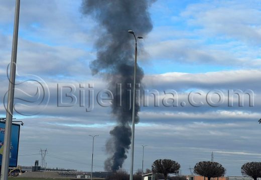 Na sreću bez povrijeđenih: Ugašen požar na divljoj deponiji