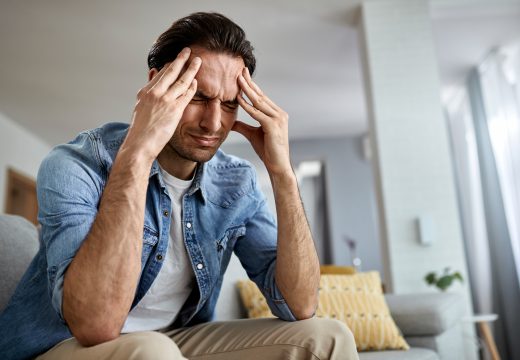 Mogući uzroci: Glavobolju koja budi iz sna treba ozbiljno shvatiti