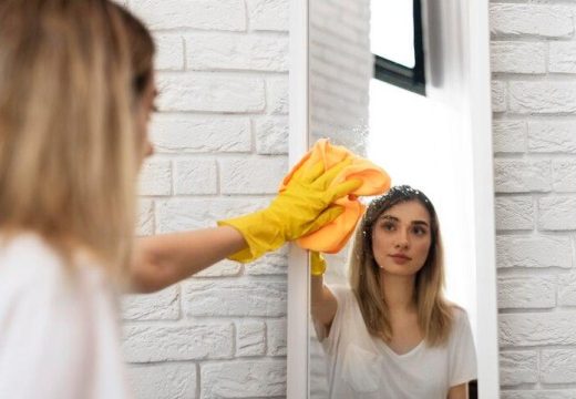 Uništićete ih: Ove četiri stvari ne smiju da se čiste sirćetom