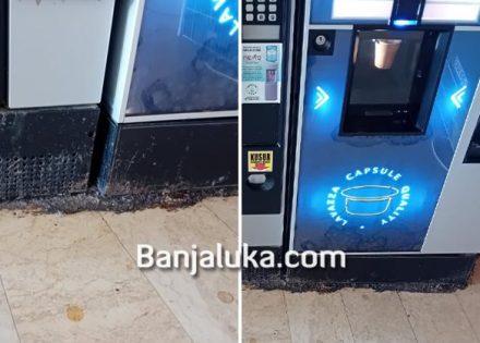 UKC RS: Da li je ovo higijena u bolničkim uslovima? (Foto)