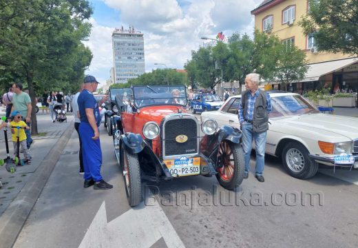 Omogućeno registrovanje oldtajmera u Srpskoj: Saznajte koliko se plaćaju jednokratne tablice za stare ljepotane