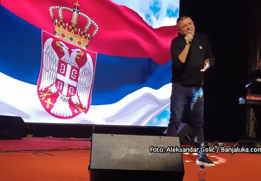 Ovako je bilo sinoć na koncertu Baje (Video, Foto)