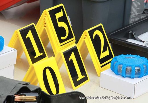 Užas u Tuzli: Pronađeno tijelo žene i muškarac obliven krvlju