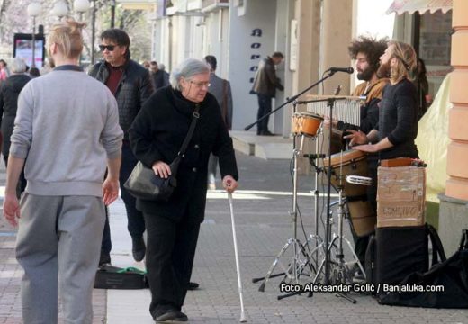 Slaba kiša eventualno u Hercegovini: Danas dosta sunca i temperatura do 21 stepen