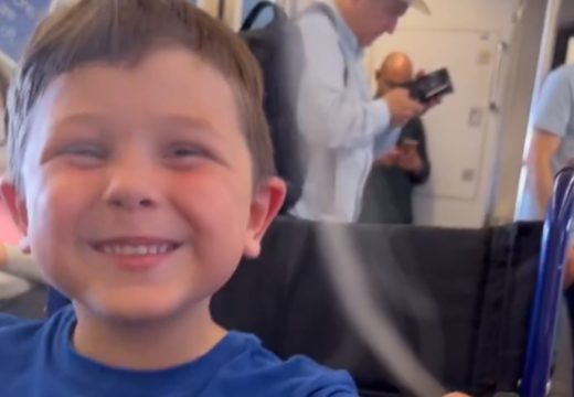 Pokazao koliko voli Noleta: Dječak Riki je jedan od najpoznatijih navijača Novaka Đokovića (Foto, Video)