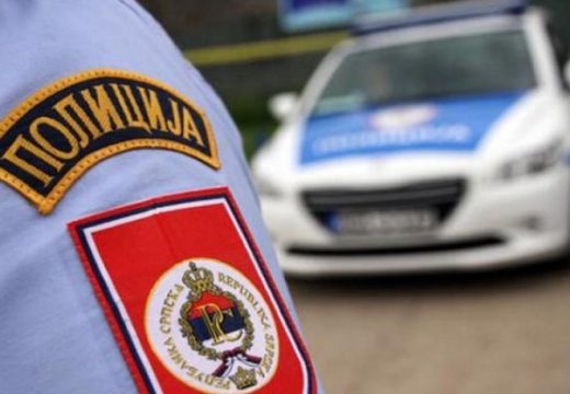 Sudar seata i 8220 golfa: Povrijeđene tri osobe