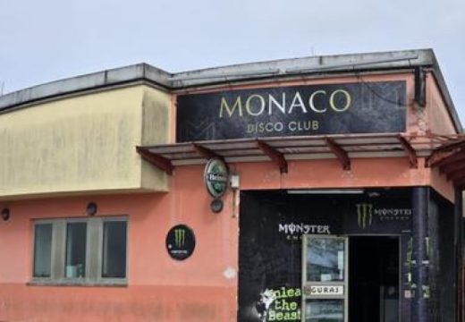 Karlovac: Konobarica „palila” šank, pa zapalila  goste