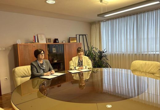 Cilj sporazuma je zaštita djece: Škole u Srpskoj dobijaju siguran internet