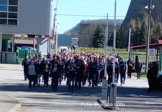 Traži se odlazak ruskog tajkuna: Počeo protest radnika RiTE Ugljevik