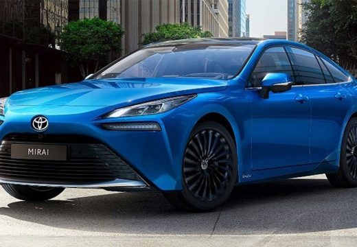 Ugradnjom dodatnog rezervoara za vodonik povećan domet: Toyota unaprijedila svoju limuzinu na vodonik