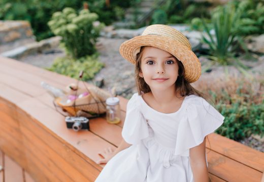 Omiljene u porodici i društvu: Majke ga sve češće daju kćerkama