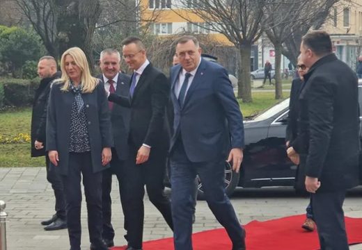 Najavio rješenje: Dodik najavio da će RS imati banku za unutrašnje novčane transakcije