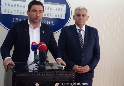 “Šta predsjednika Srpske treba da karakteriše”: Ljubiša Petrović otkrio ko, po njegovom mišljenju, ispunjava sve uslove za Dodikovog nasljednika