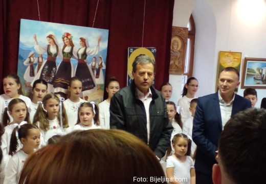 Udruženje likovnih umjetnika “Sveti Luka”:  Vaskršnja izložba udruženja