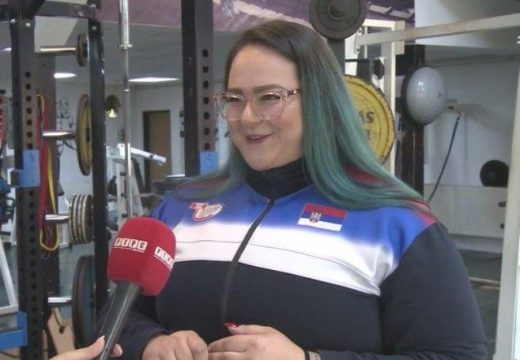 Ispisala istoriju u Srbiji: Bijeljinka Јovana Radovanov najjača žena (Video)