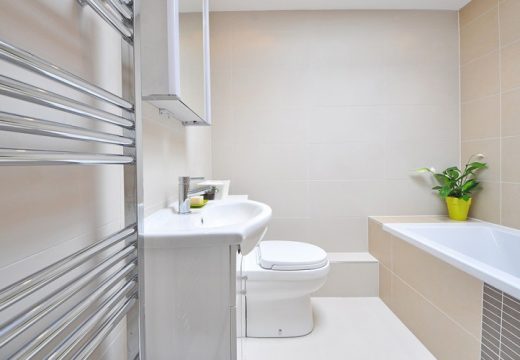 Uradite ova četiri koraka: Zauvijek se riješite kamenca u kupatilu uz ovaj trik!