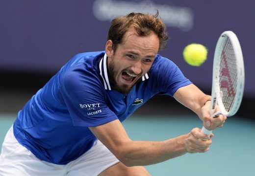 Trijumfovao nad Monfisom: Medvedev sigurno do osmine finala Monte Karla