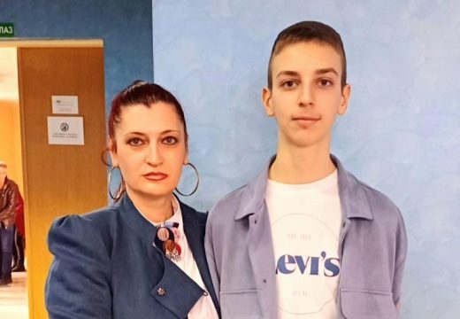 Međunarodna nagrada stigla u Ugljevik: Dejanu Jovičiću iz JUSŠC “Mihailo Petrović Alas” prvo mjesto za poeziju