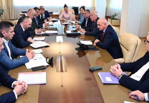 Napredak u industriji: Formirana radna grupa za analizu Sporazuma o saradnji između RiTE “Ugljevik” i kompanije “Komsar Enerdži”do petka