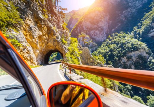 AMS RS: Povoljni uslovi za vožnju, a na graničnim prelazima bez gužvi