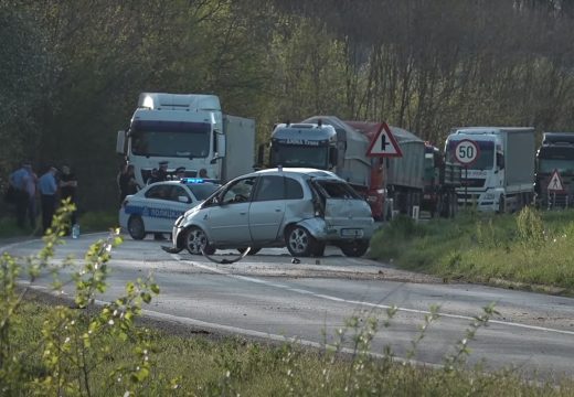Tužilac naredio obdukciju tijela: Tragedija kod Prnjavora, poginuo vozač