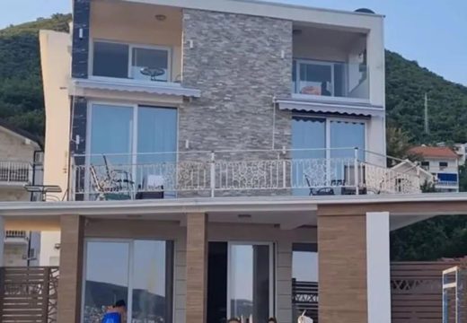 Riječi unuke ga slomile: Poznati Bijeljinac odustao od prodaje vile