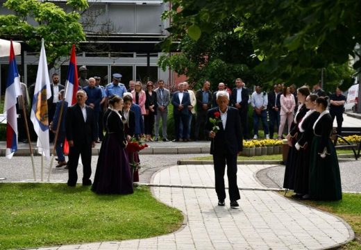 Dan pobjede nad fašizmom u Gradišci: Ubijeno pet i po hiljada djece (Foto)