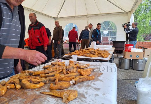 Sportsko ribolovačko udruženje “Riba”:  Posni obroci za najugroženije sugrađane (Foto)