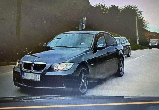 Bahata vožnja u Banjaluci: Preticali kolonu vozila, sudar “za dlaku“ izbjegnut (Video)