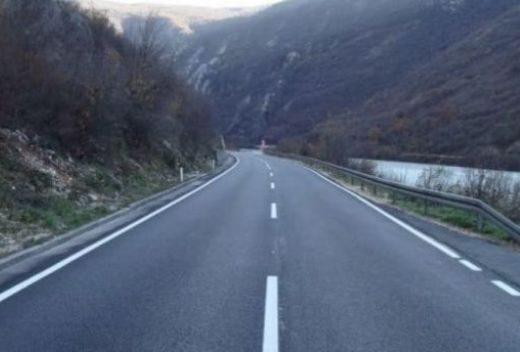 Stanje na putevima: Oprez zbog odrona i smanjene vidljivosti