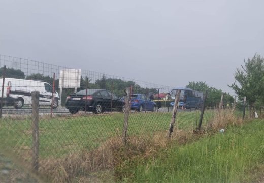 Teška nesreća kod Gradačca: Poginuo pješak, udario ga autobus