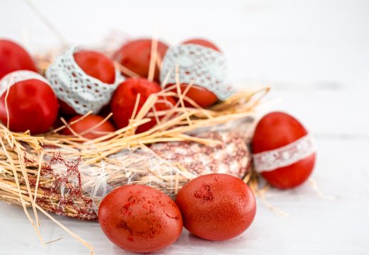 Evo čim treba prvo da se OMRSITE NA VASKRS: Za najveći hrišćanski praznik obavezno ispoštujte ovaj običaj za dobrobit cijele porodice