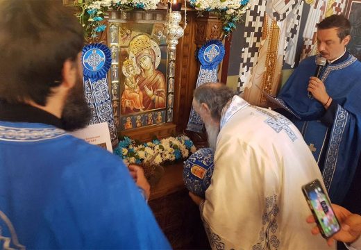 Lopare: Replika čudotvorne ikone Pećke Krasnice u hramu na Majevici