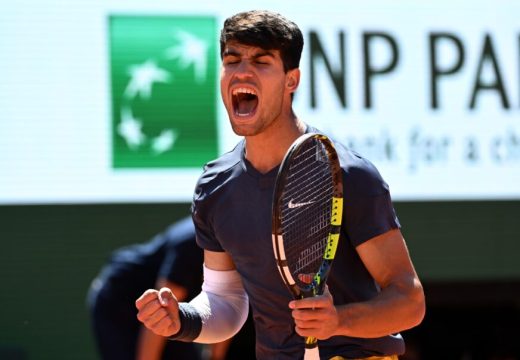 Alkaras u finalu Rolan Garosa: Italijan vodio 2 puta, Španac preokrenuo (Video)