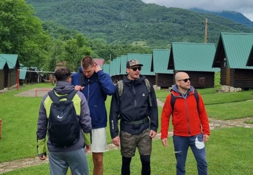 Jokićeva nova strast – veslanje: Košarkaš uživa na zasluženom odmoru (Video)