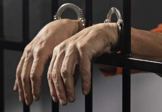 Tokom šetnje bacili uže preko zida: Dva zatvorenika pobjegla iz zatvora u Hrvatskoj