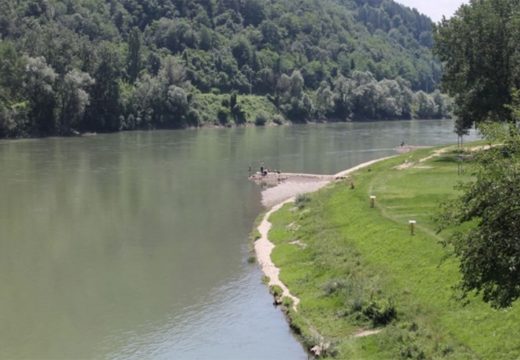 Kozluk: U Drini pronađeno tijelo migranta