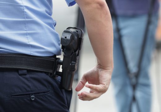 Bitno je gdje je i kakva je:  Policajci u ovom kantonu u FBiH više ne mogu da nose tetovaže po želji