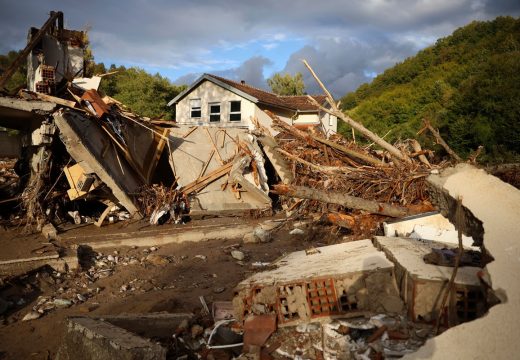 Angažovan veći broj volontera: Spasilački timovi nastavljaju borbu u Jablanici i Konjicu