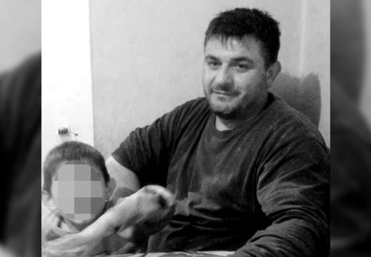 Cijelo selo plače: Milanu stalo srce dok je cijepao drva da prehrani djecu