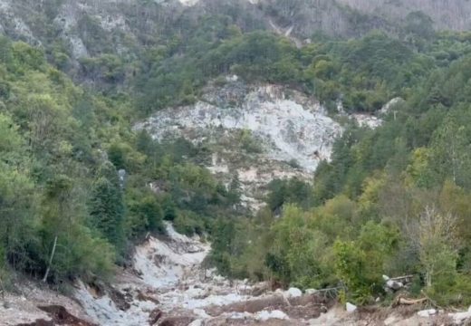 FBiH: Otpad iz kamenoloma iznad Donje Jablanice godinama nije odvezen, bujice su ga samo pokrenule i usmjerile prema kućama