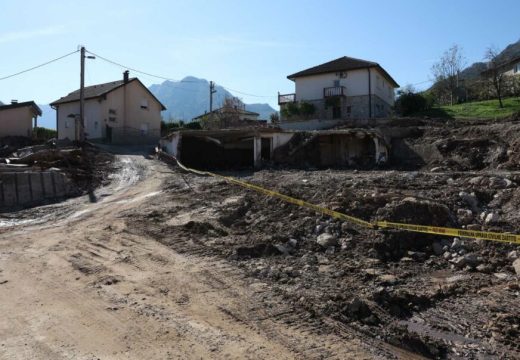 Čisti se punom parom: Nastavljeni radovi na sanaciji terena u Jablanici
