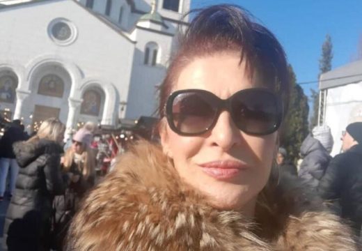 Život: Banjalučanka morala da pjeva da bi zaradila za spomenik