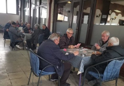 Penzioneri u Bijeljini na rubu egzistencije: Njih više od 3.000 preživljava sa 301 KM mjesečno