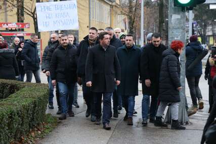 U nedjelju: Ljubiša Petrović  organizuje protestno okupljanje u Bijeljini