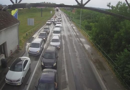 Saobraćaj: Pojačana frekvencija na ulazu u BiH na nekoliko prelaza