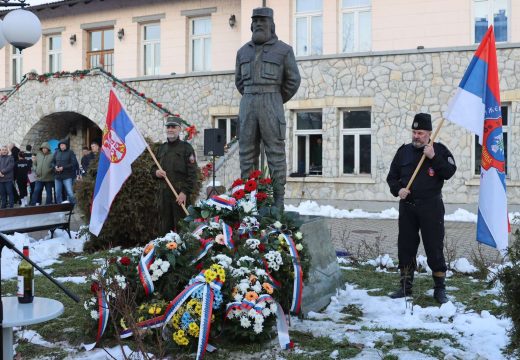 Obilježeno 22 godine od pogibije vojvode Mande: Heroja slavi rod!